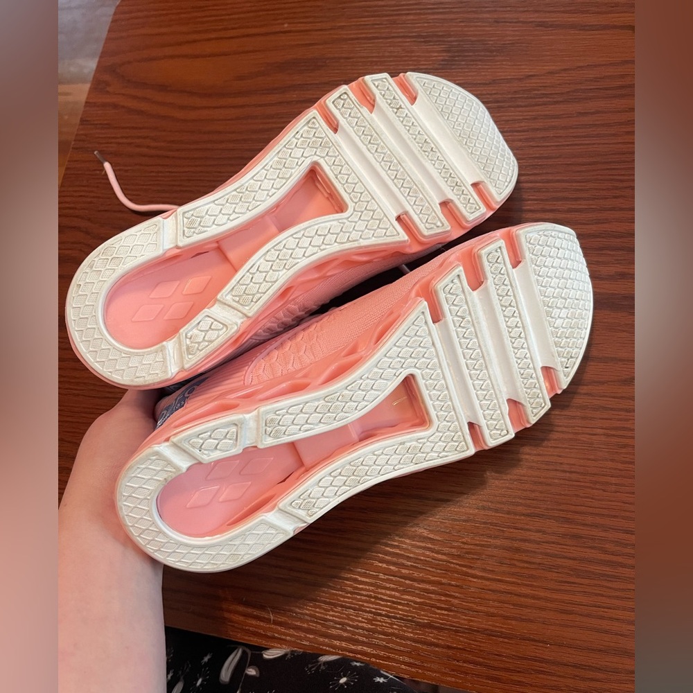 NEW Pink Tsiodfo Running Shoes - Picture 4 of 5